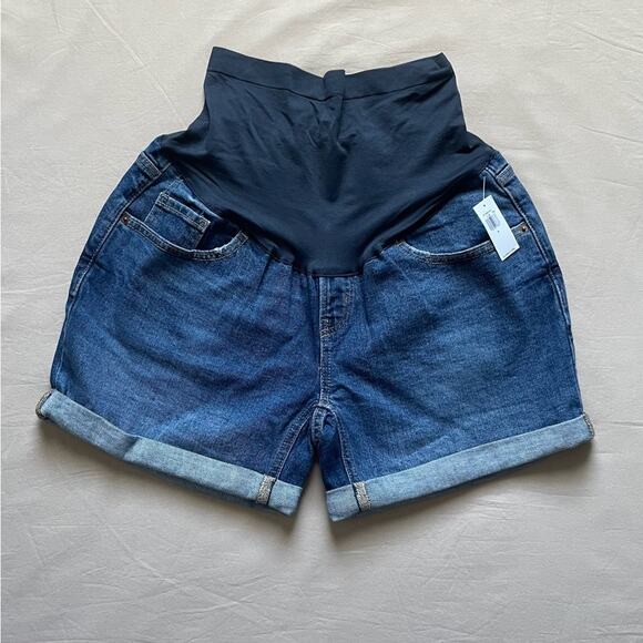 NWT Old Navy OG Straight Denim Full Panel Maternity Shorts 5 Inch Inseam Size 8 - Picture 1 of 8